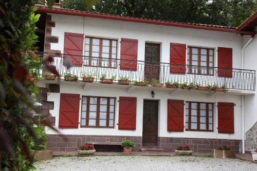 Gîte altzia haut : Appartements proche d'Arnéguy