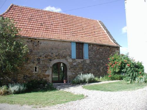 Aveyron West : Maisons de vacances proche de Salles-Courbatiès