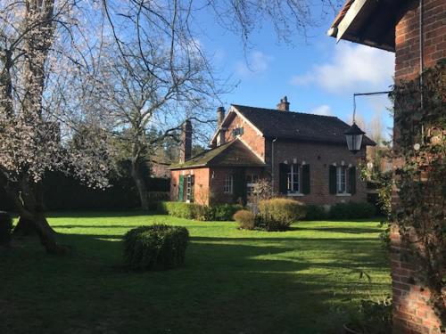 La Maison des trois forêts : Maisons de vacances proche de Versigny