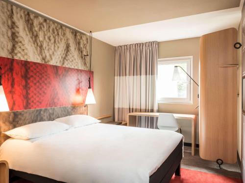 ibis Caen Porte De Bretagne : Hotels proche de Bretteville-sur-Odon