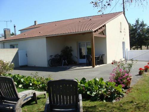 Gîte Aizenay, 3 pièces, 5 personnes - FR-1-426-199 : Maisons de vacances proche d'Aizenay