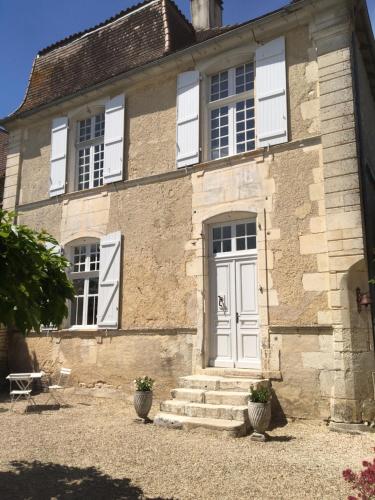 Le Petit Logis : B&B / Chambres d'hotes proche de Vaux-Rouillac