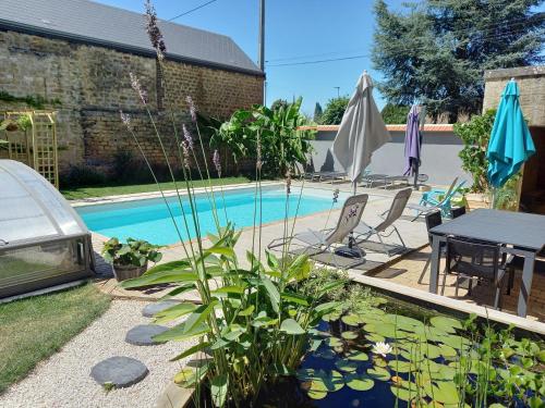 Appartement, 2eme étage avec piscine partagée : Appartements proche de Wadelincourt