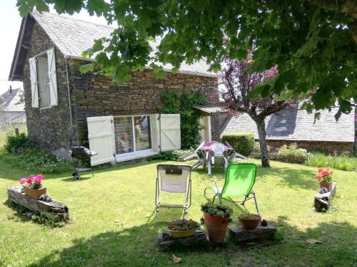 Gîte des Cantines : Maisons de vacances proche de Donzenac