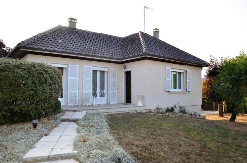 Hebergement 10G263 : Maisons de vacances proche d'Arcis-sur-Aube