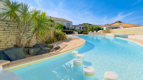 Jolie appartement avec piscine commune et parking : Appartements proche de La Couarde-sur-Mer