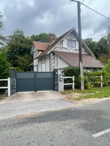 Maison, cottage : Maisons de vacances proche de Le Plessis-Brion