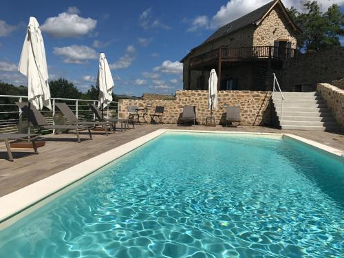 Gîte de la Fontaine - GOLF - AVEYRON : Maisons de vacances proche de Valzergues