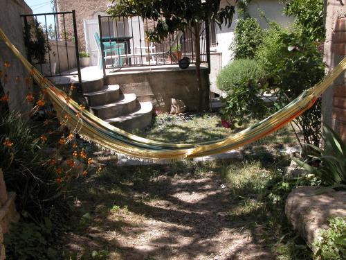 studio au pied des troglodytes, près de la plage : Appartements proche de Saint-Chamas