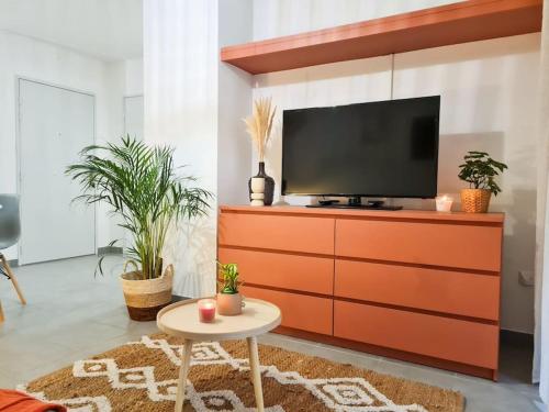 Appartement avec parking privé et terrasse proche Nice/Monaco : Appartements proche de La Trinité