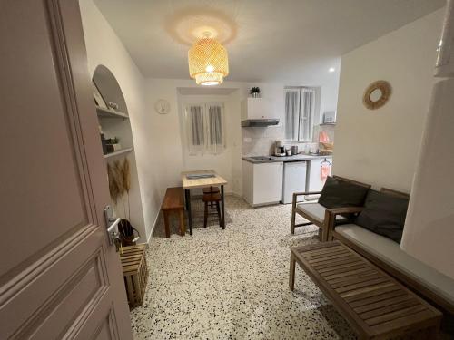 Appartement 2 chambres capitou : Appartements proche de Mandelieu-la-Napoule