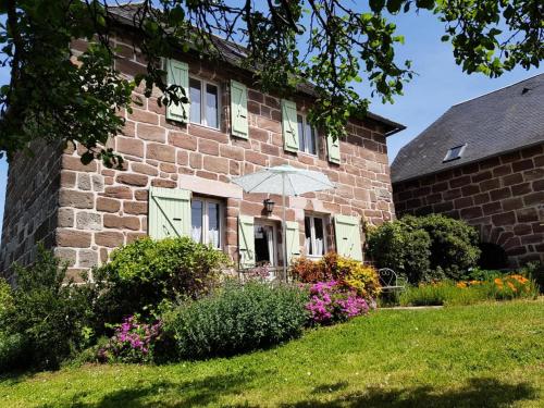 Gîte de France à Ussac 3 épis - Gîte de France 8 personnes 604 : Appartements proche de Donzenac