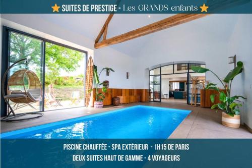 Luxury Suites 1h15 from Paris, Pool & Spa : Villas proche de Collemiers