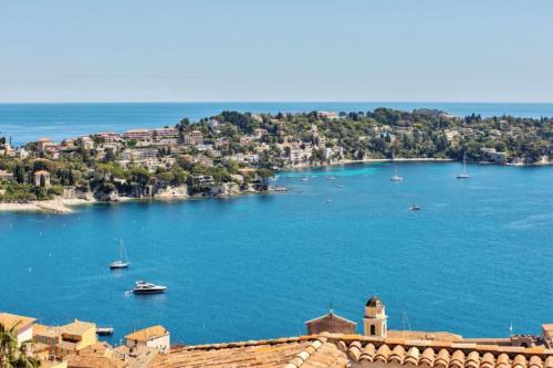 VILLA BELLE VUE VI4394 By Riviera Holiday Homes : Villas proche de Villefranche-sur-Mer