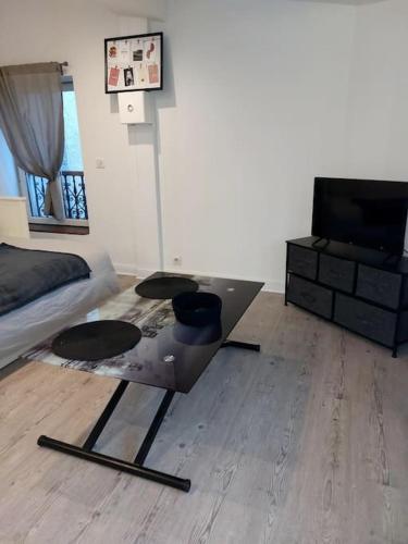 Studio 17m2 : Appartements proche d'Élancourt