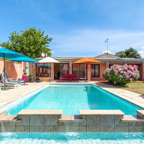 Villa Des Plages- Piscine et spa privatifs-14pers : Villas proche d'Olonne-sur-Mer
