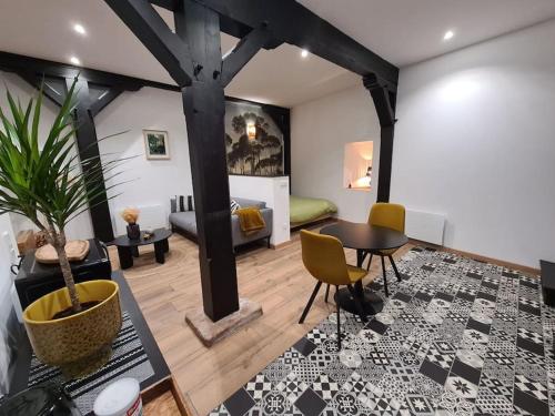 Studio atypique en plein centre : Appartements proche d'Obernai