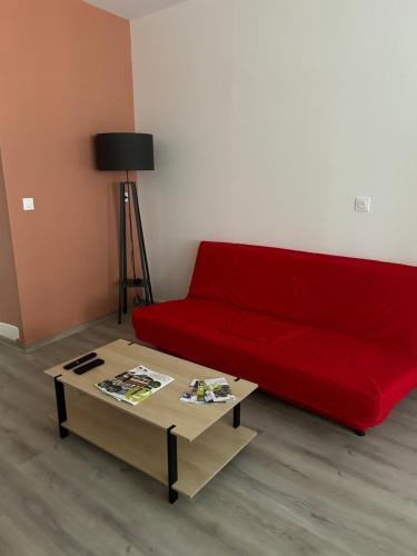 Charmant appartement en rez-de chaussée : Appartements proche de Saint-Marcel