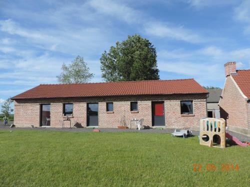 la ferme au bois dormant : B&B / Chambres d'hotes proche d'Arnèke