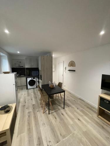 Appartement(g)T2 bien aménagé ! : Appartements proche de Le Teil