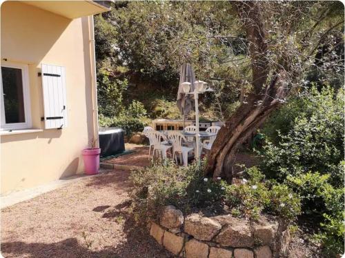 Appartement moderne et calme à Sartène en Corse du Sud : Appartements proche de Bilia