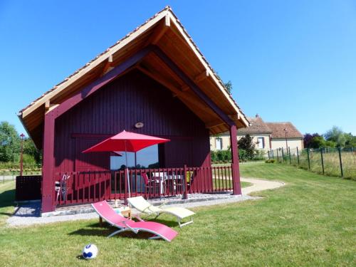 Gîte Meillard, 3 pièces, 4 personnes - FR-1-489-93 : Maisons de vacances proche de Meillard