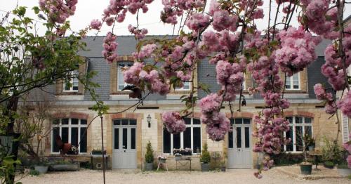 Le Presbytère de Sévigny : Maisons d'hotes proche de Montcornet