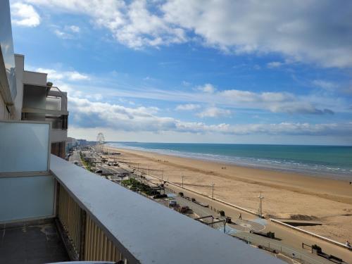 Vue panoramique sur l Esplanade et la me : Appartements proche de Saint-Jean-de-Monts