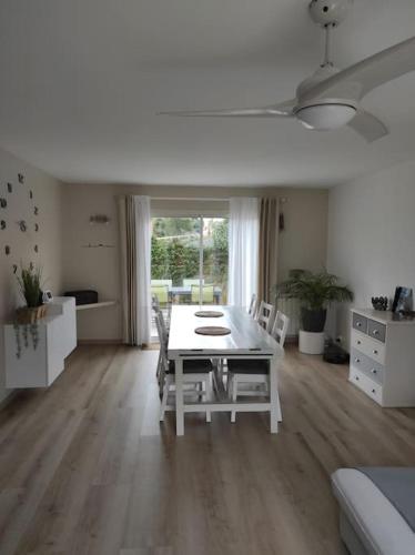 Agréable maison calme avec jacuzzi 20mn des plages : Maisons de vacances proche de Castelnau-le-Lez