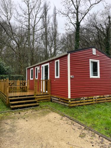 VeniseOuest Hôtellerie de Plein Air : Campings proche de Saint-Martin-des-Monts