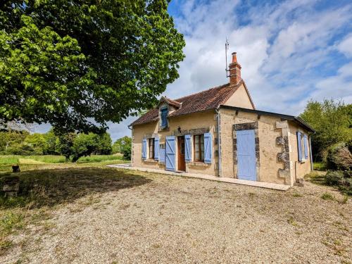 Gîte Saulnay, 3 pièces, 5 personnes - FR-1-591-86 : Maisons de vacances proche de Saulnay