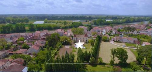 Clos de Lamagistère-Gite-Piscine : Maisons de vacances proche de Golfech