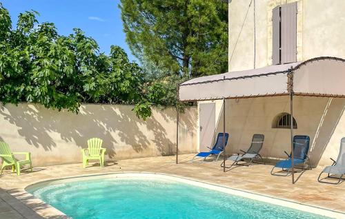 Gorgeous Home In Rognonas With Wifi : Maisons de vacances proche de Rognonas