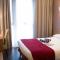 Hotels The Originals City, Hotel Le Sextant, Toulouse Sud : photos des chambres