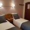 Hotels L'auberge Des 3 Ponts : photos des chambres