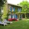 Maisons de vacances Holiday Home La Terrade - CUI100 by Interhome : photos des chambres