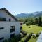 Maisons de vacances The Azalea beautiful quiet apartment for 4 people! : photos des chambres