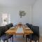 Maisons de vacances Holiday Home Les Garrigues d'Ozilhan - SHZ100 by Interhome : photos des chambres