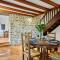 Maisons de vacances Holiday Home La Voisiniere no-1 - SVY400 by Interhome : photos des chambres