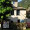 Maisons de vacances Chaleureuse maison en pierres avec terrasse : photos des chambres
