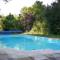 Villas Beautiful 6 bedroom house with pool & large garden : photos des chambres