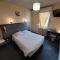 Logis Hotels - Le Saint Clement - Hotel Restaurant : photos des chambres