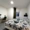 Appartements iota - studio 2 pers / centre - proche hopital : photos des chambres