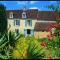 Maisons de vacances Gite Ri, 4 pieces, 6 personnes - FR-1-497-193 : photos des chambres