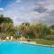 Maisons de vacances Spacious holiday home with private pool : photos des chambres
