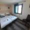 Hotels Chalet Sainte Anne : photos des chambres