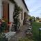 Maisons de vacances Gite Cluis, 4 pieces, 6 personnes - FR-1-591-341 : photos des chambres