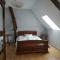 Maisons de vacances Gite Cluis, 5 pieces, 10 personnes - FR-1-591-321 : photos des chambres