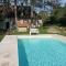 Maisons de vacances Grande maison quercynoise avec piscine : photos des chambres