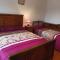 Maisons de vacances Gite Aouze, 4 pieces, 6 personnes - FR-1-589-38 : photos des chambres